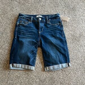 NWT Jax denim knee short PAIGE